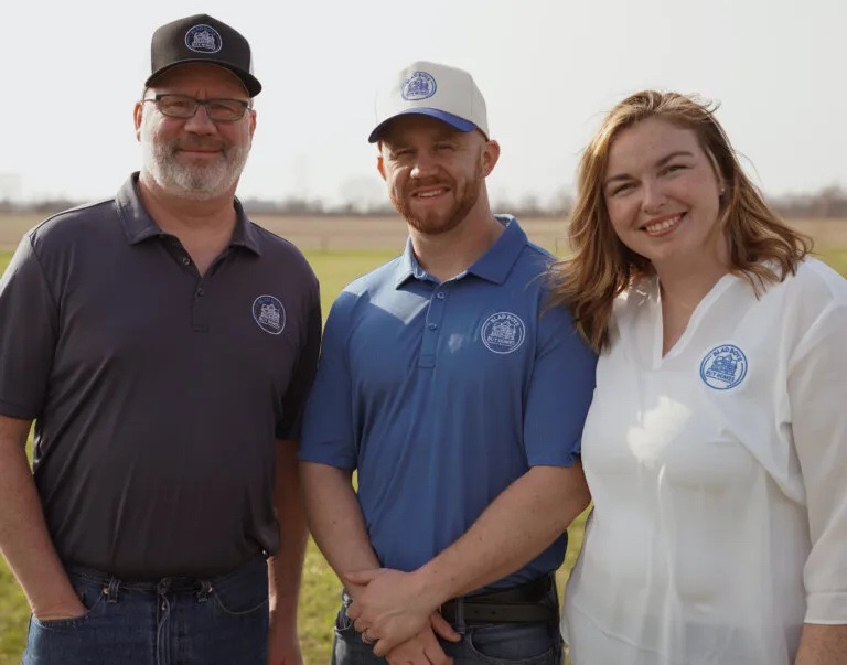 Kyle Wimlad and the Blad Boys Buy Homes team